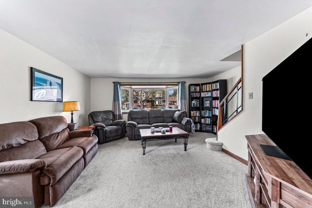 1016 7TH AVE, Folsom, PA 19033