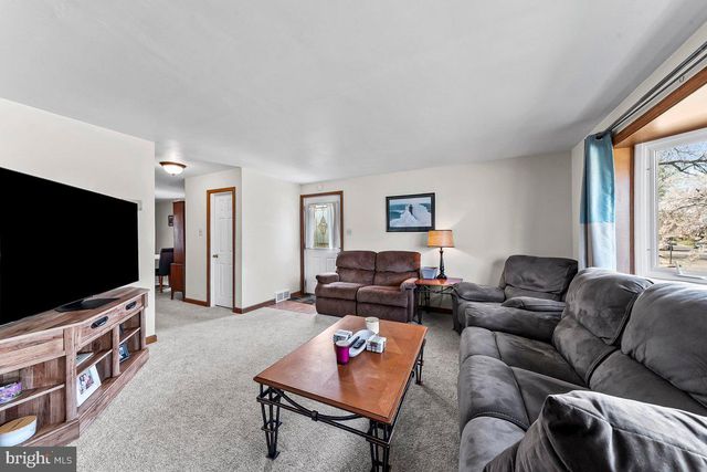 1016 7TH AVE, Folsom, PA 19033