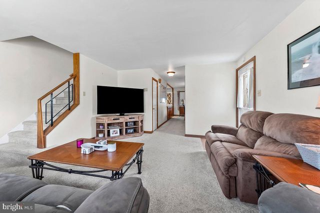 1016 7TH AVE, Folsom, PA 19033