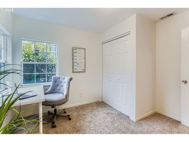 12920 Sw DOUGLAS St, Portland, OR 97225