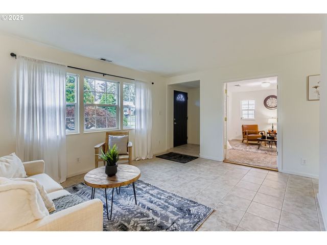 12920 Sw DOUGLAS St, Portland, OR 97225