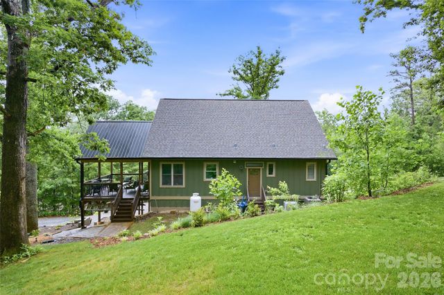 211 Wimbledon Court, Leicester, NC 28748