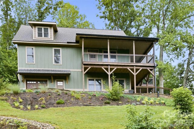 211 Wimbledon Court, Leicester, NC 28748