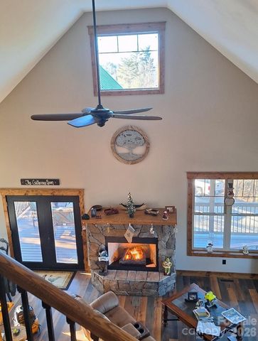 211 Wimbledon Court, Leicester, NC 28748