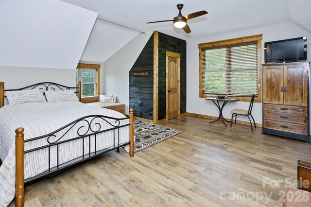 211 Wimbledon Court, Leicester, NC 28748