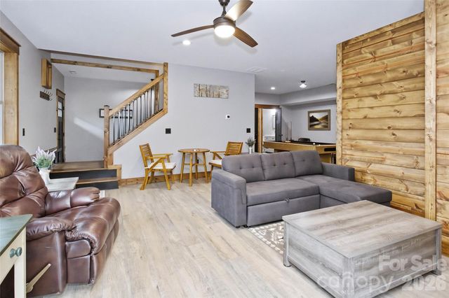 211 Wimbledon Court, Leicester, NC 28748