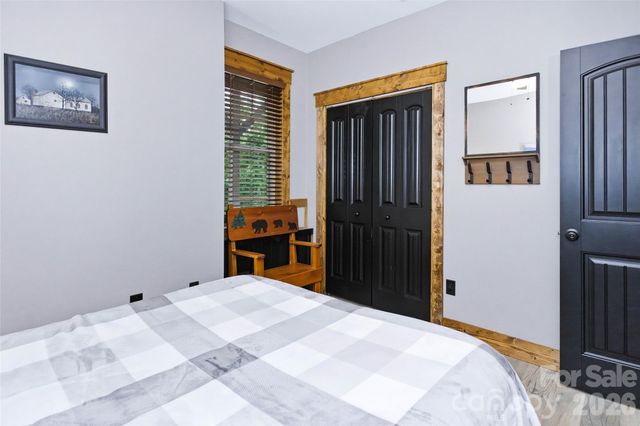 211 Wimbledon Court, Leicester, NC 28748