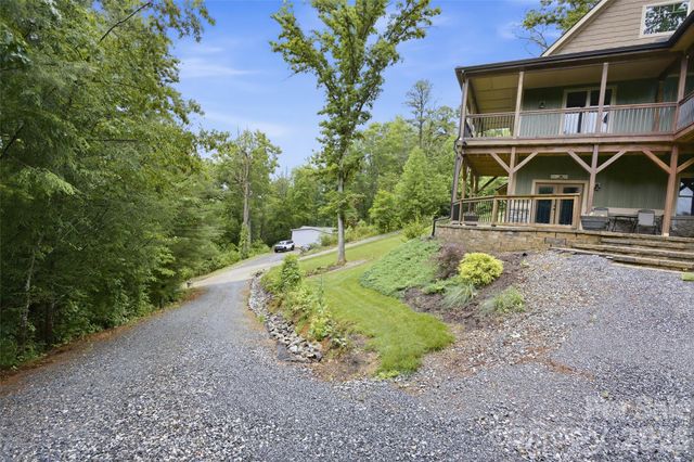 211 Wimbledon Court, Leicester, NC 28748