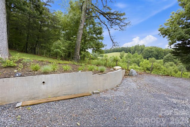 211 Wimbledon Court, Leicester, NC 28748
