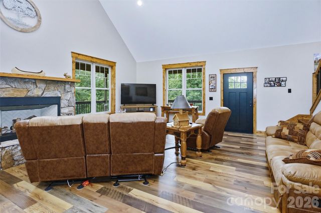 211 Wimbledon Court, Leicester, NC 28748