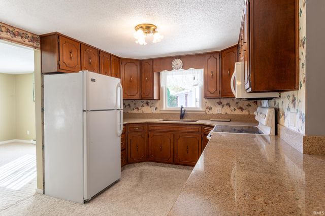 5460 N Broadway Street, Huntington, IN 46750