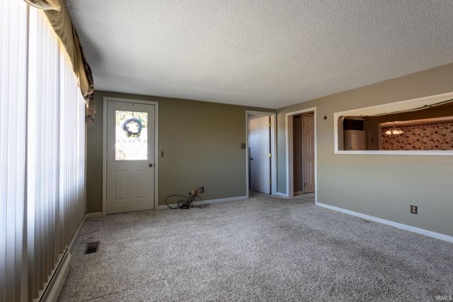 5460 N Broadway Street, Huntington, IN 46750