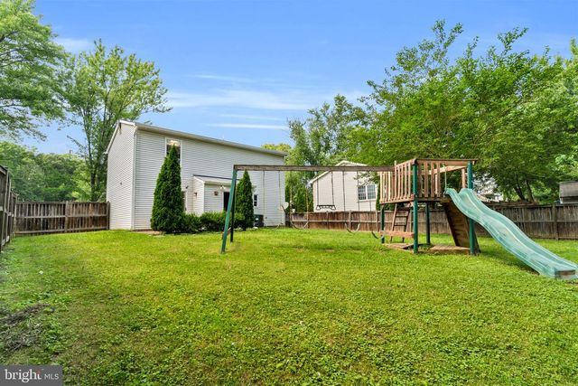 5566 SAINT CHARLES DR, Woodbridge, VA 22193