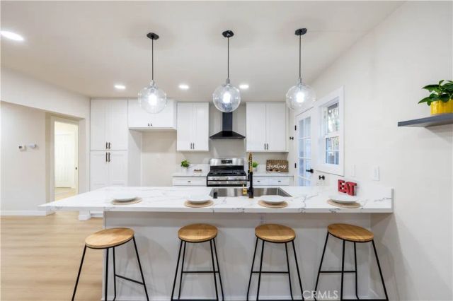 8584 Camelia, Riverside, CA 92504
