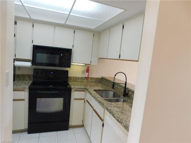 15140 Riverbend BLVD 506, North Fort Myers, FL 33917