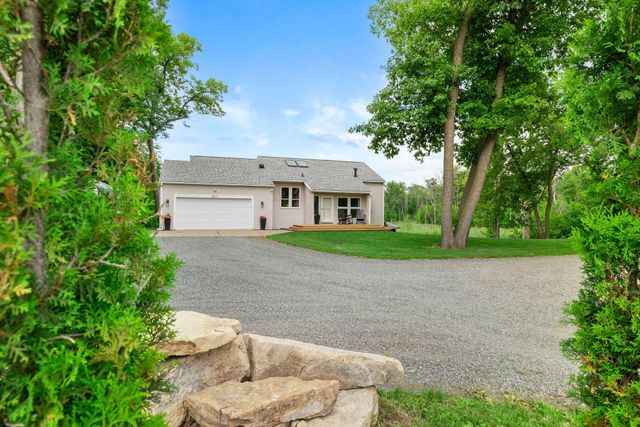 8870 202nd Street N, Forest Lake, MN 55025