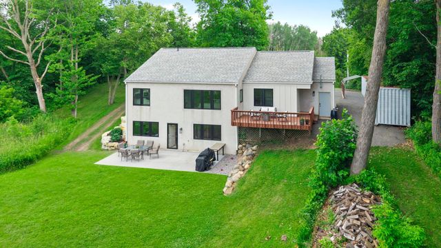 8870 202nd Street N, Forest Lake, MN 55025
