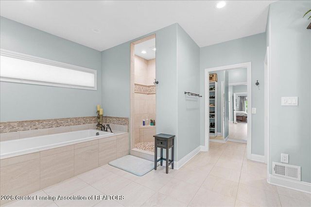 410 W Spring Meadows Lane, Dewitt, MI 48820