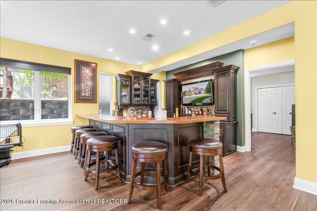 410 W Spring Meadows Lane, Dewitt, MI 48820