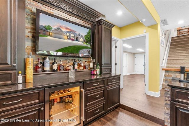 410 W Spring Meadows Lane, Dewitt, MI 48820