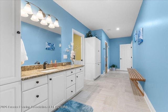 410 W Spring Meadows Lane, Dewitt, MI 48820