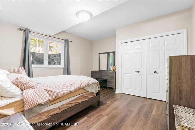 410 W Spring Meadows Lane, Dewitt, MI 48820