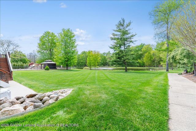 410 W Spring Meadows Lane, Dewitt, MI 48820