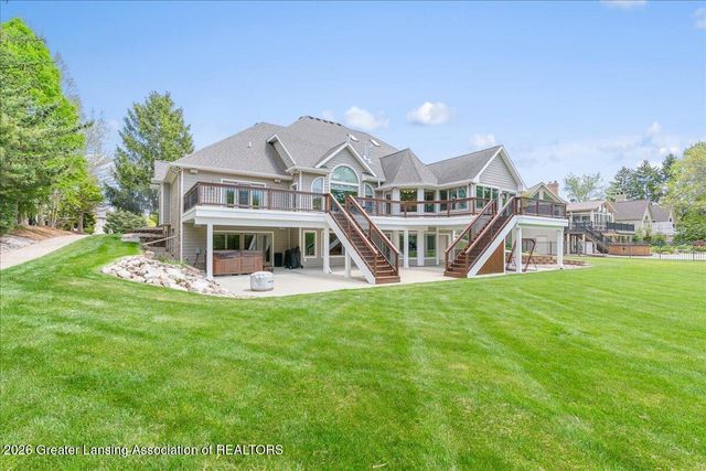 410 W Spring Meadows Lane, Dewitt, MI 48820