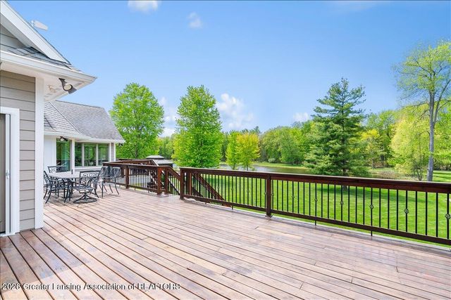 410 W Spring Meadows Lane, Dewitt, MI 48820