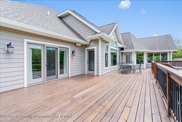 410 W Spring Meadows Lane, Dewitt, MI 48820
