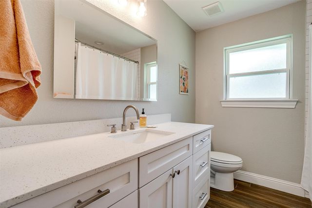 4144 Whitfield Avenue, Fort Worth, TX 76109