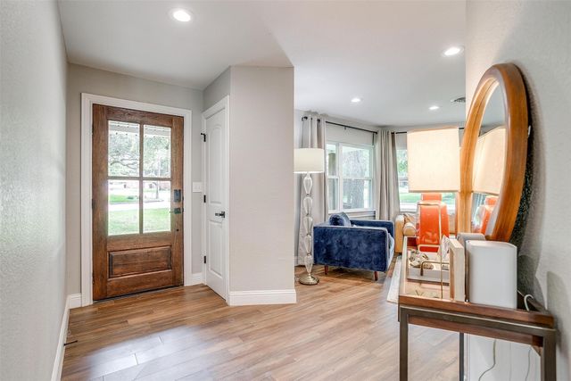 4144 Whitfield Avenue, Fort Worth, TX 76109