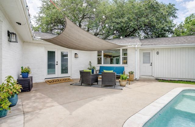 4144 Whitfield Avenue, Fort Worth, TX 76109