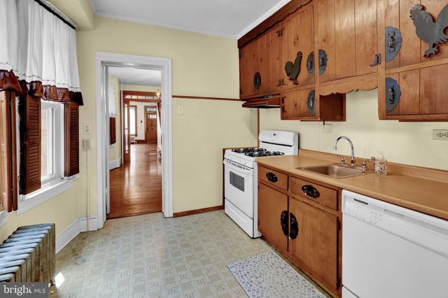 1145 CHESTNUT ST, Reading, PA 19602