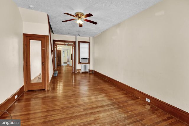 1145 CHESTNUT ST, Reading, PA 19602