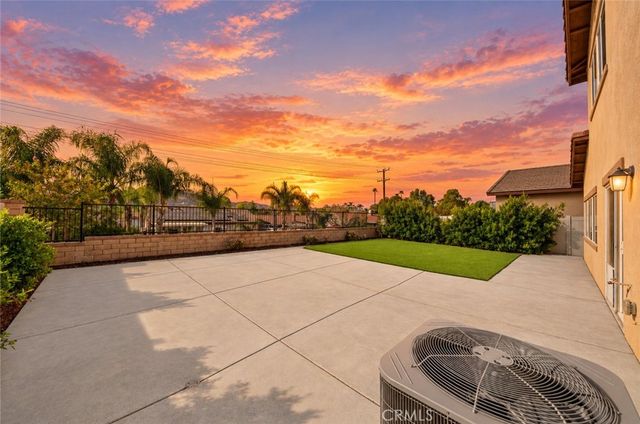24083 Dusty Trail Way, Menifee, CA 92587