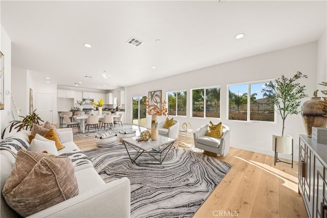 24083 Dusty Trail Way, Menifee, CA 92587