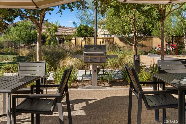 24083 Dusty Trail Way, Menifee, CA 92587