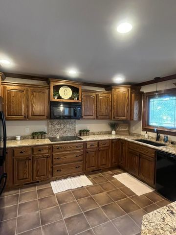 4995 Kentucky 49, Liberty, KY 42539