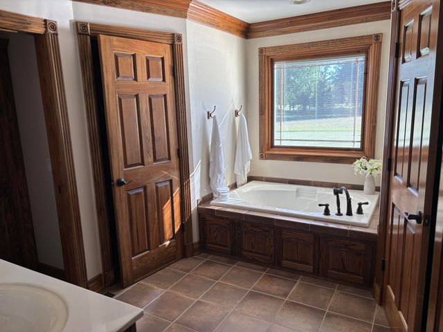 4995 Kentucky 49, Liberty, KY 42539