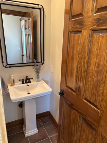 4995 Kentucky 49, Liberty, KY 42539