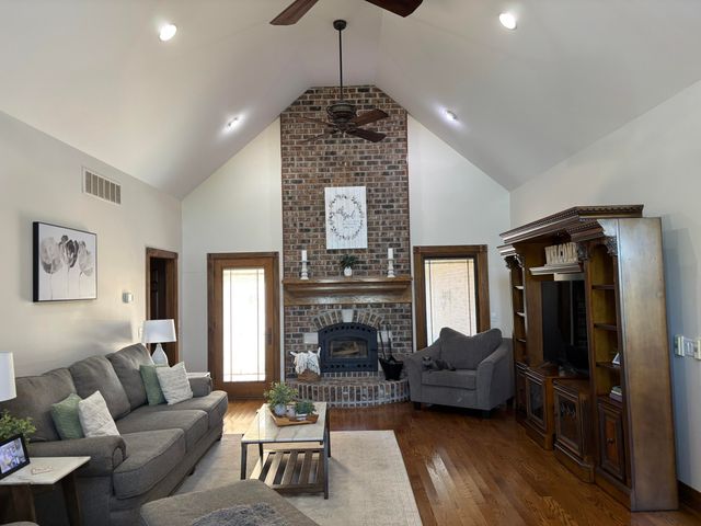 4995 Kentucky 49, Liberty, KY 42539