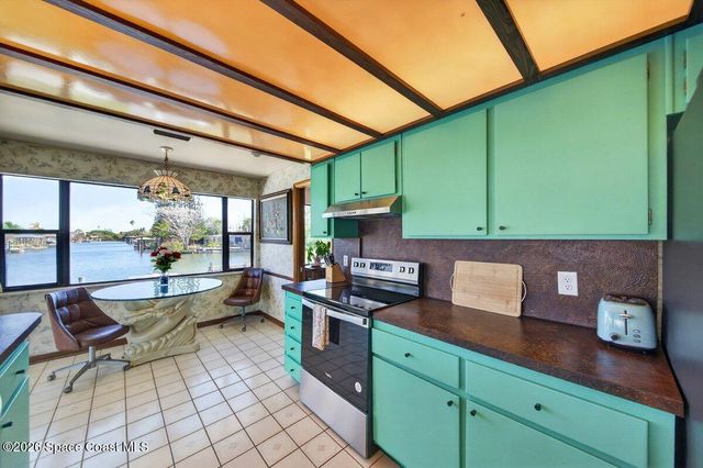 200 Rose Drive, Cocoa Beach, FL 32931
