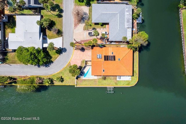 200 Rose Drive, Cocoa Beach, FL 32931