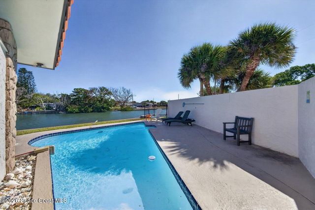 200 Rose Drive, Cocoa Beach, FL 32931