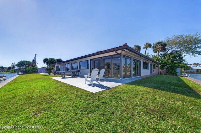 200 Rose Drive, Cocoa Beach, FL 32931