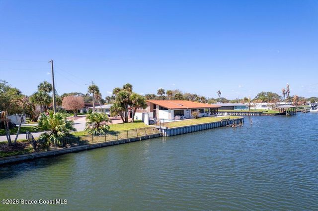 200 Rose Drive, Cocoa Beach, FL 32931
