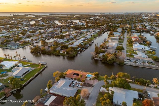 200 Rose Drive, Cocoa Beach, FL 32931