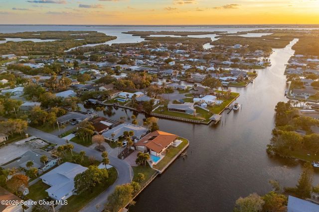 200 Rose Drive, Cocoa Beach, FL 32931