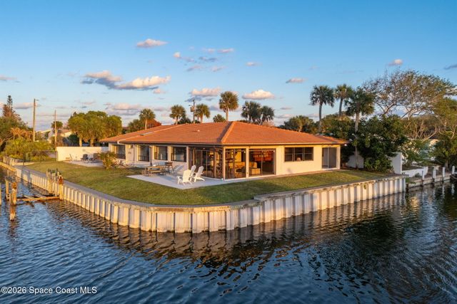 200 Rose Drive, Cocoa Beach, FL 32931